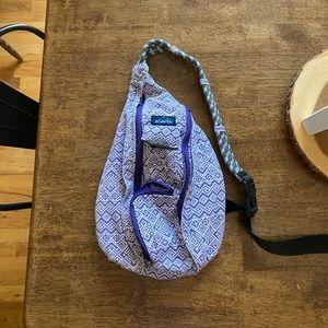 Kavu sling bag